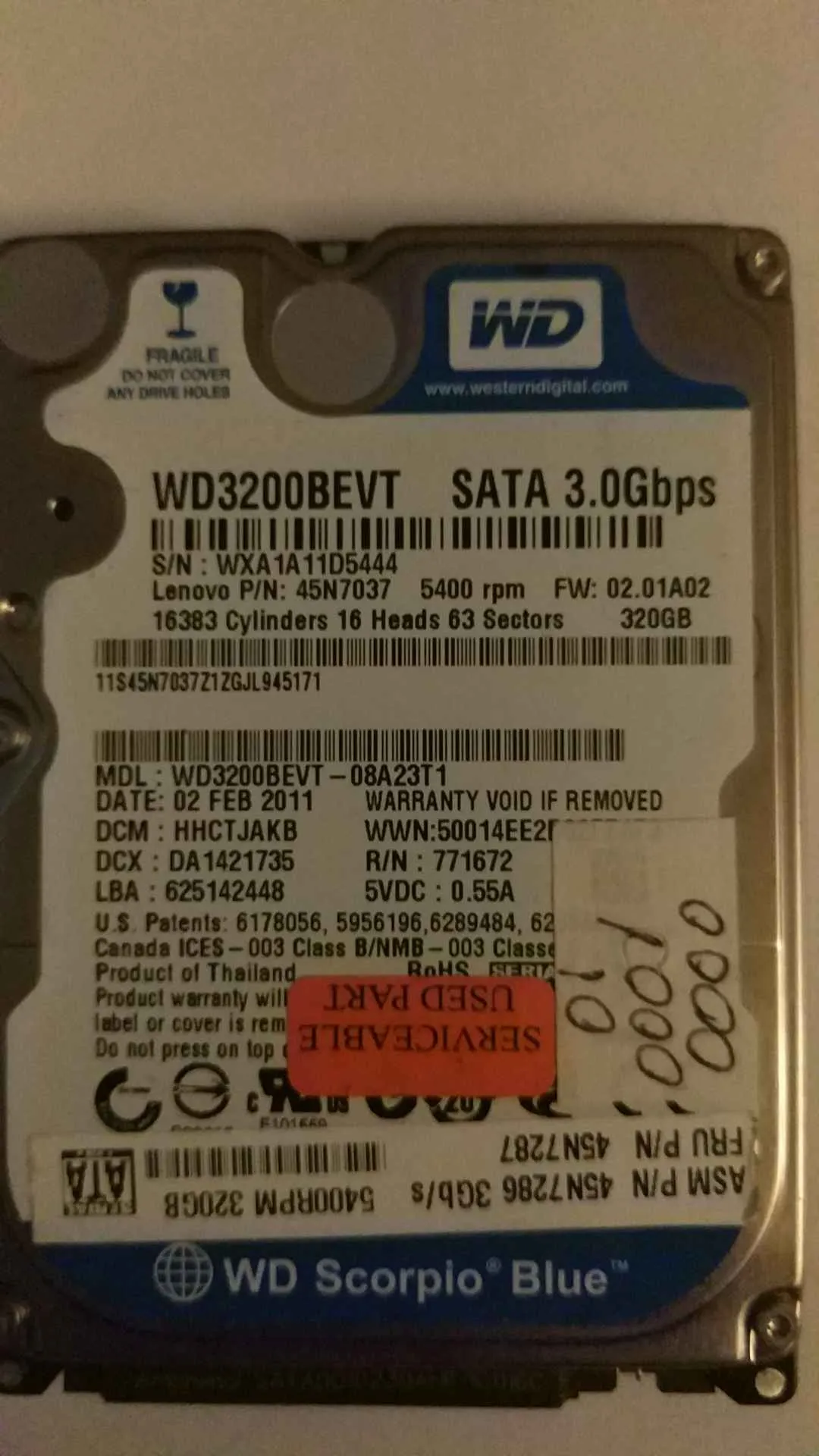 Western Digital WD3200BEVT-08A23T1 S/N WXA1A11D5444