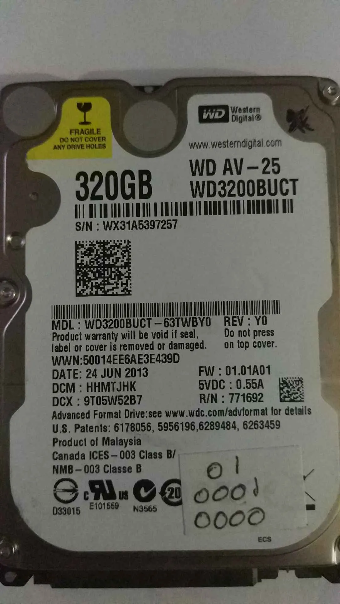 Western Digital WD3200BUCT-63TWBY0 S/N WX31A5397257