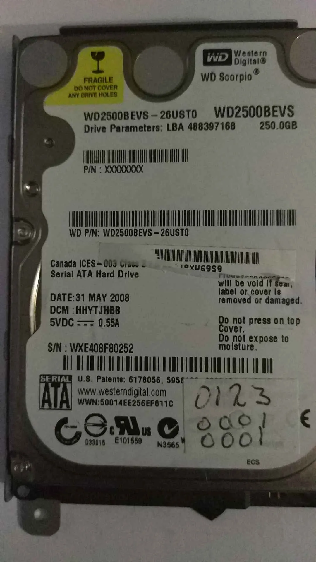 Western Digital WD2500BEVS-26UST0 S/N WXE408F80252