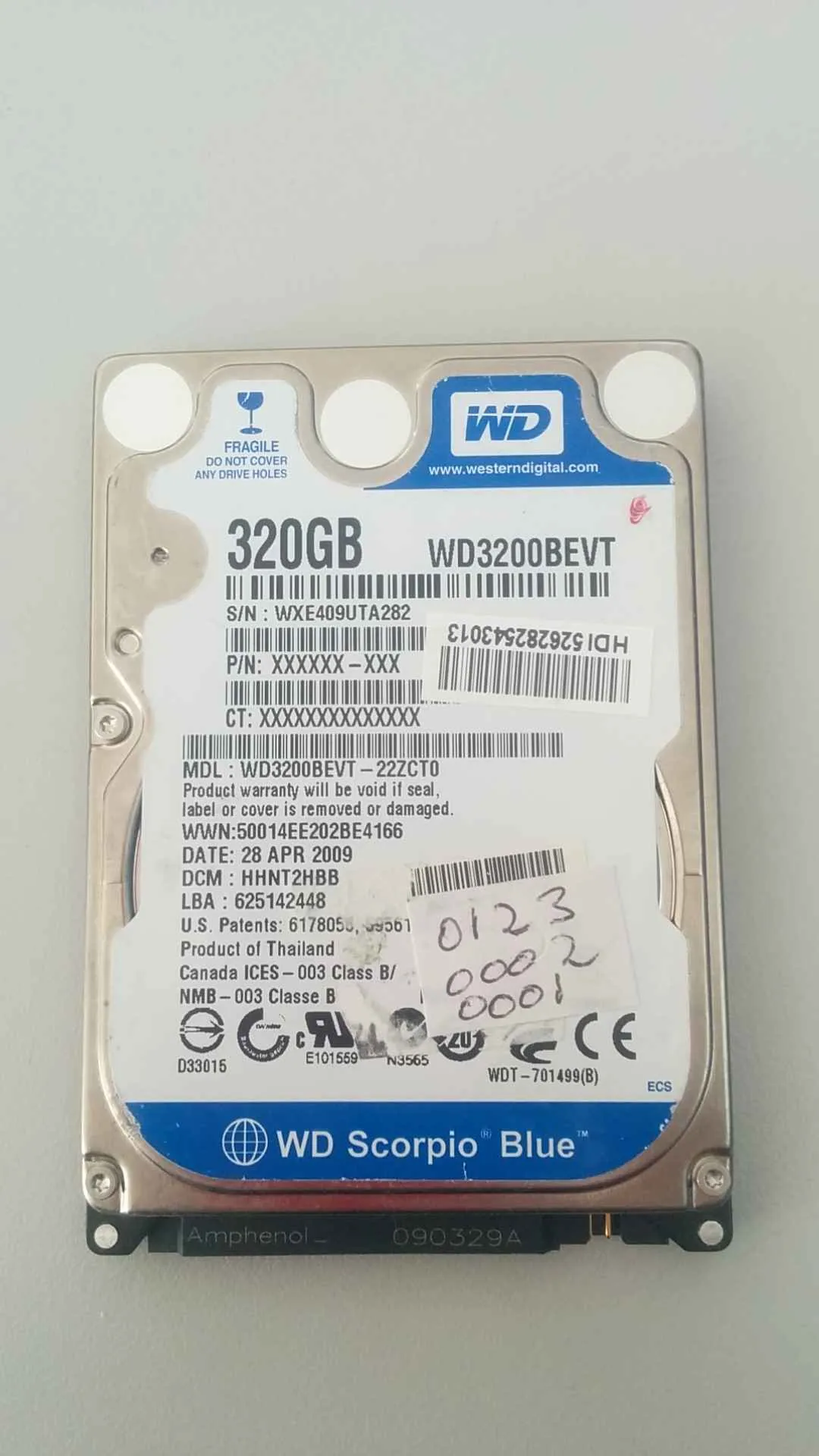 WD3200BEVT-22ZCT0