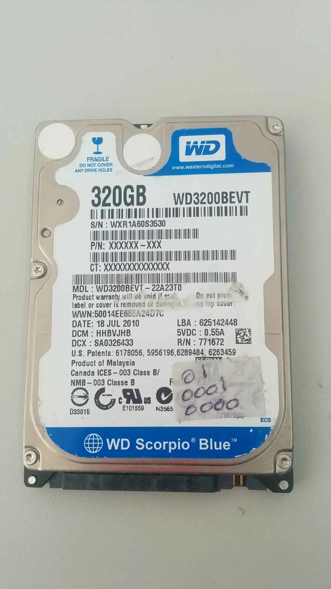 Western Digital WD3200BEVT-22A23T0 S/N WXR1A60S3530
