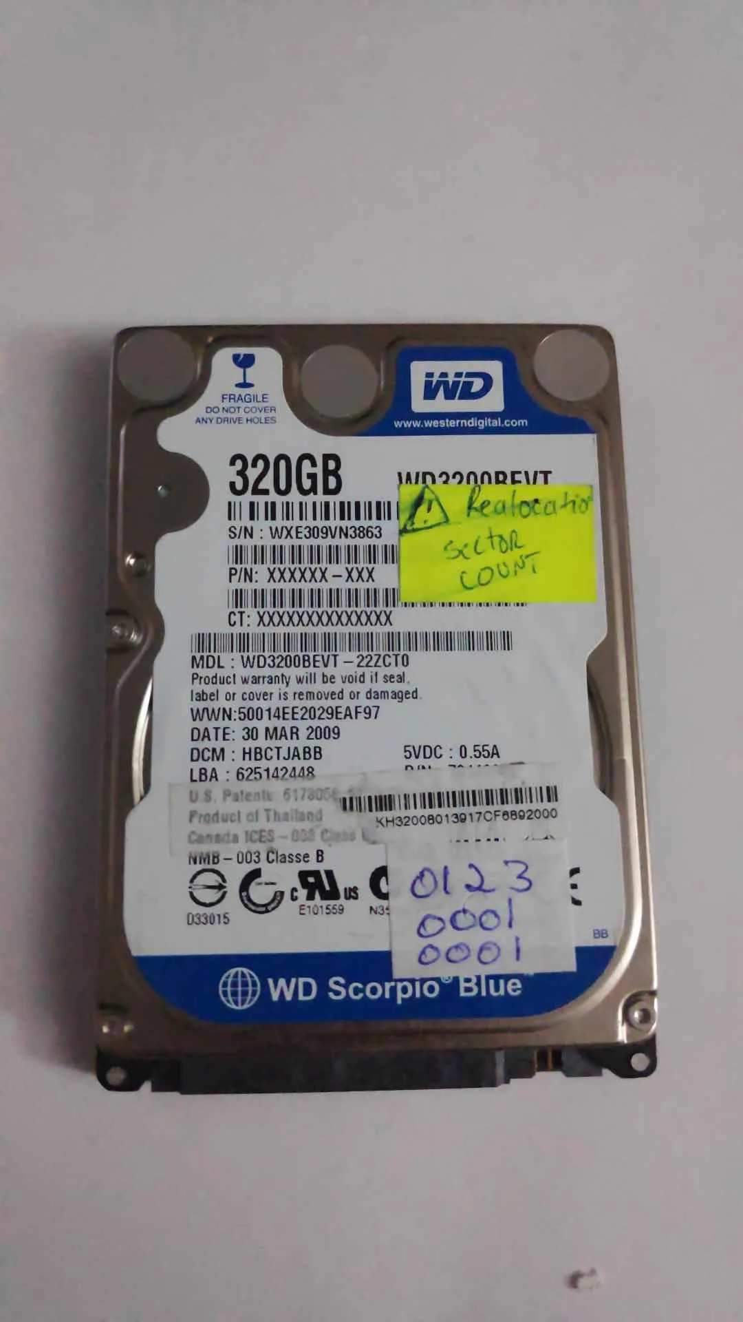 Western Digital WD3200BEVT-22ZCT0 S/N WXE309VN3863