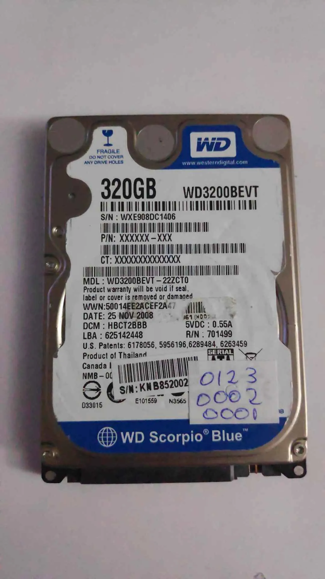 Western Digital WD3200BEVT-22ZCT0 S/N WXE908DC1406