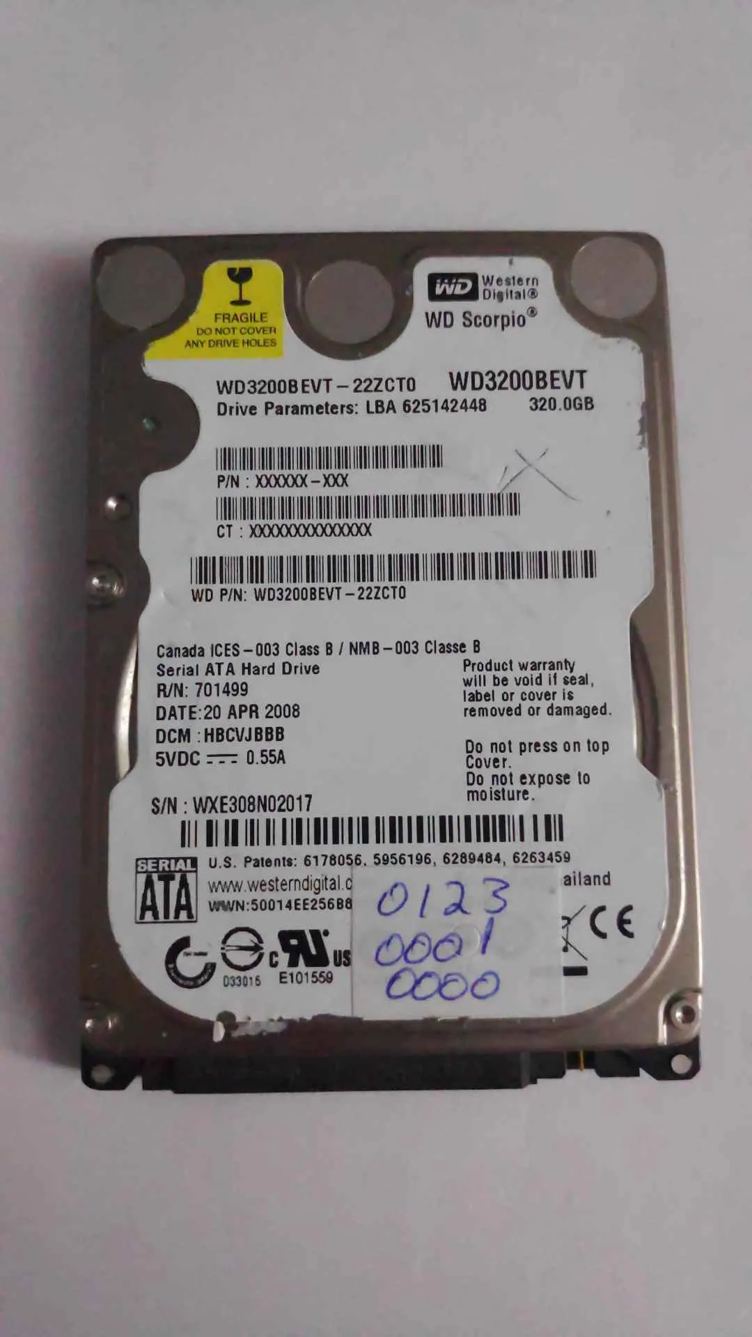 Western Digital WD3200BEVT-22ZCT0 S/N WXE308N02017
