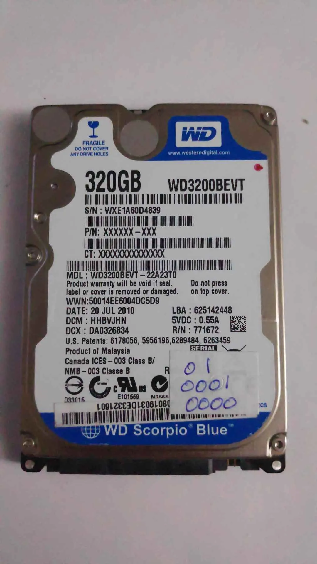 Western Digital WD3200BEVT-22A23T0 S/N WXE1A60D4839