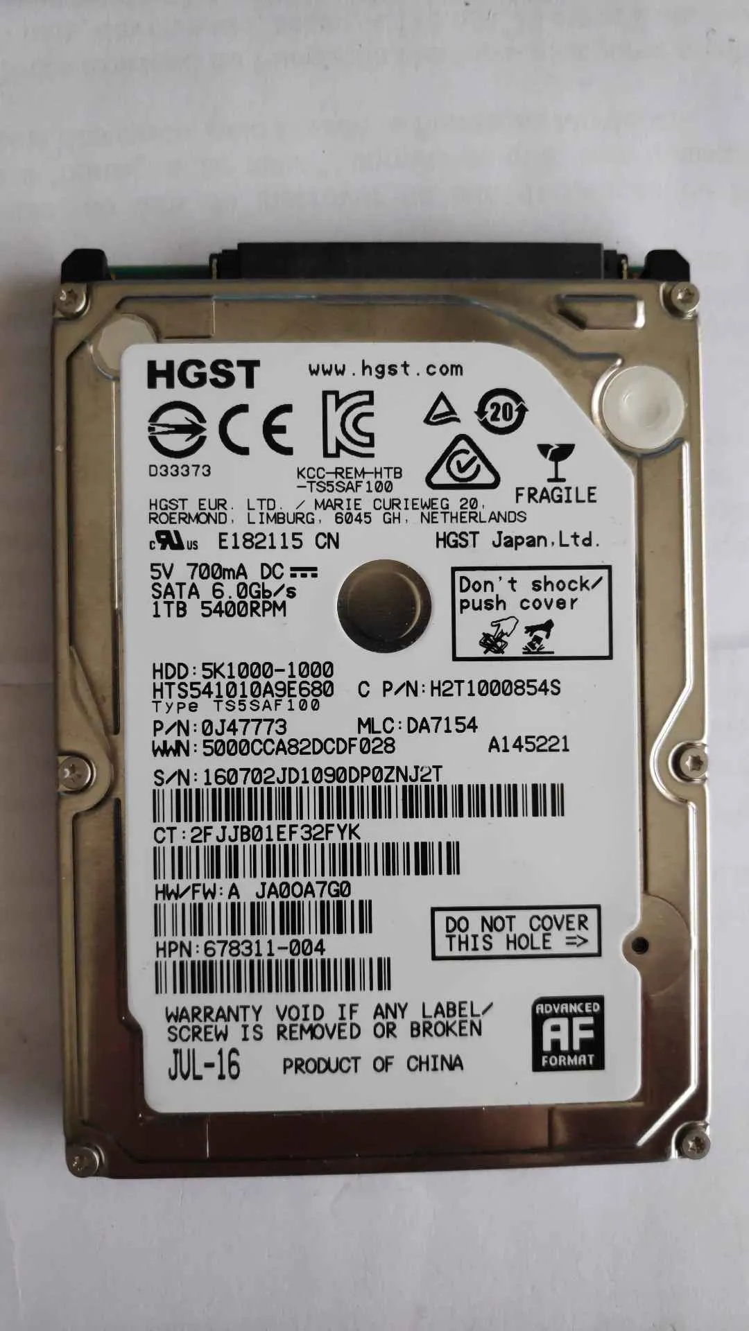 Hitachi HTS541010A9E680 S/N 160702JD1090DP0ZNJ2T