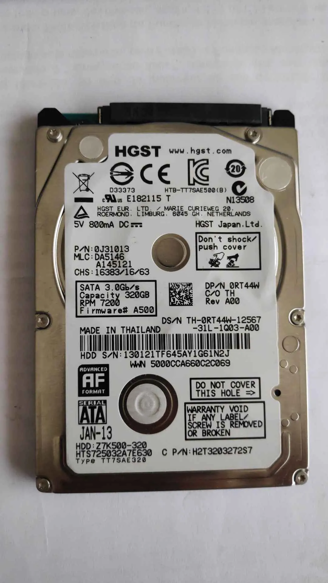 Hitachi HTS725032A7E630 S/N 130121TF645AY1G61N2J