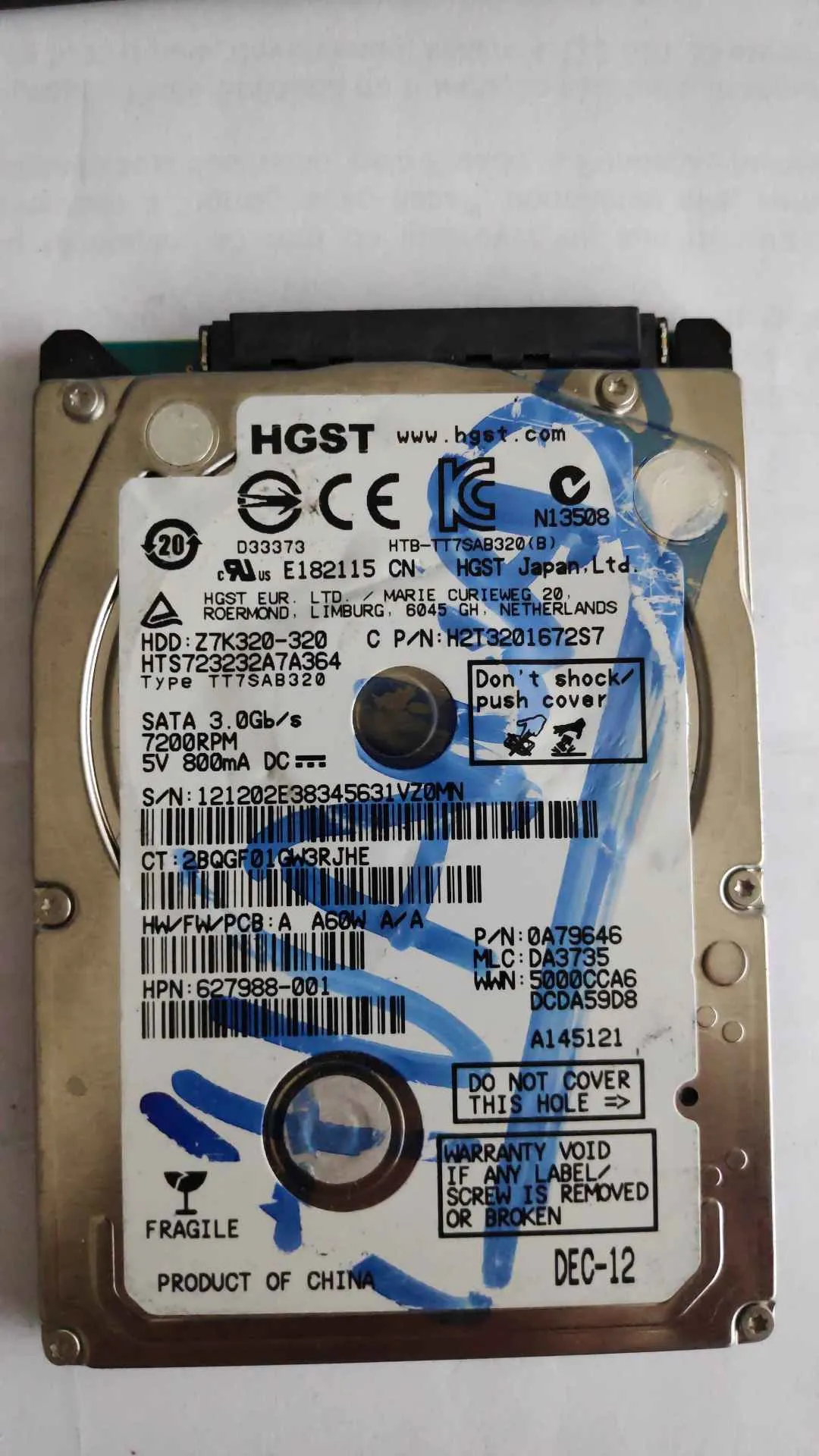 Hitachi HTS723232A7A364 S/N 121202E38345631VZ0MN
