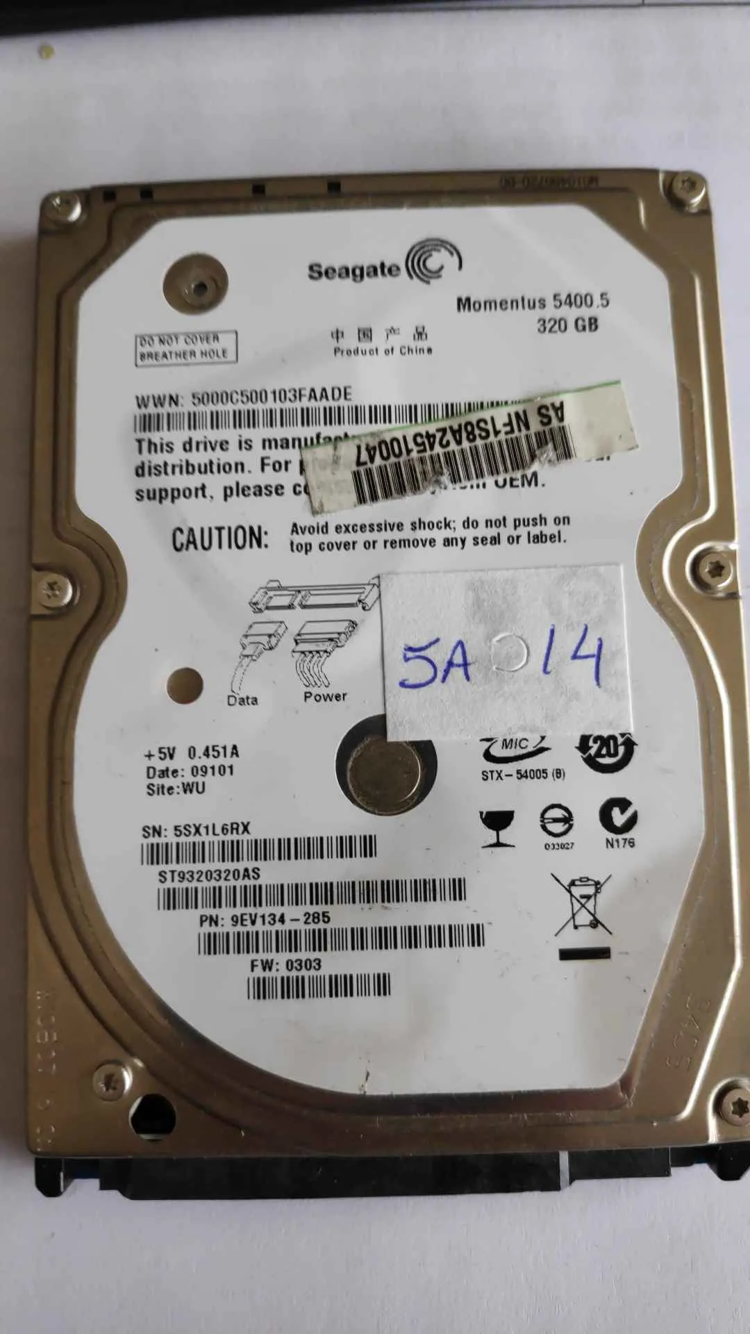 Seagate ST9320320AS S/N 5SX1L6RX