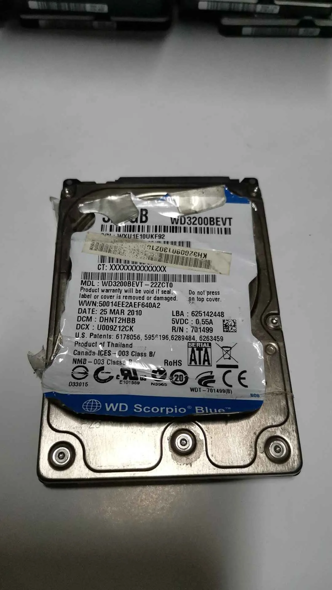 Western Digital WD3200BEVT-22ZCT0 S/N WXU1E10UKF92