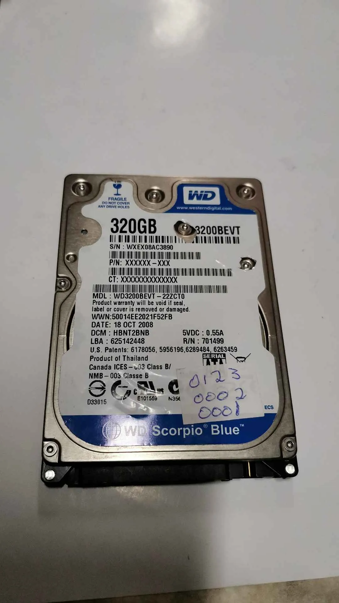 Western Digital WD3200BEVT-22ZCT0 S/N WXEX08Akk890