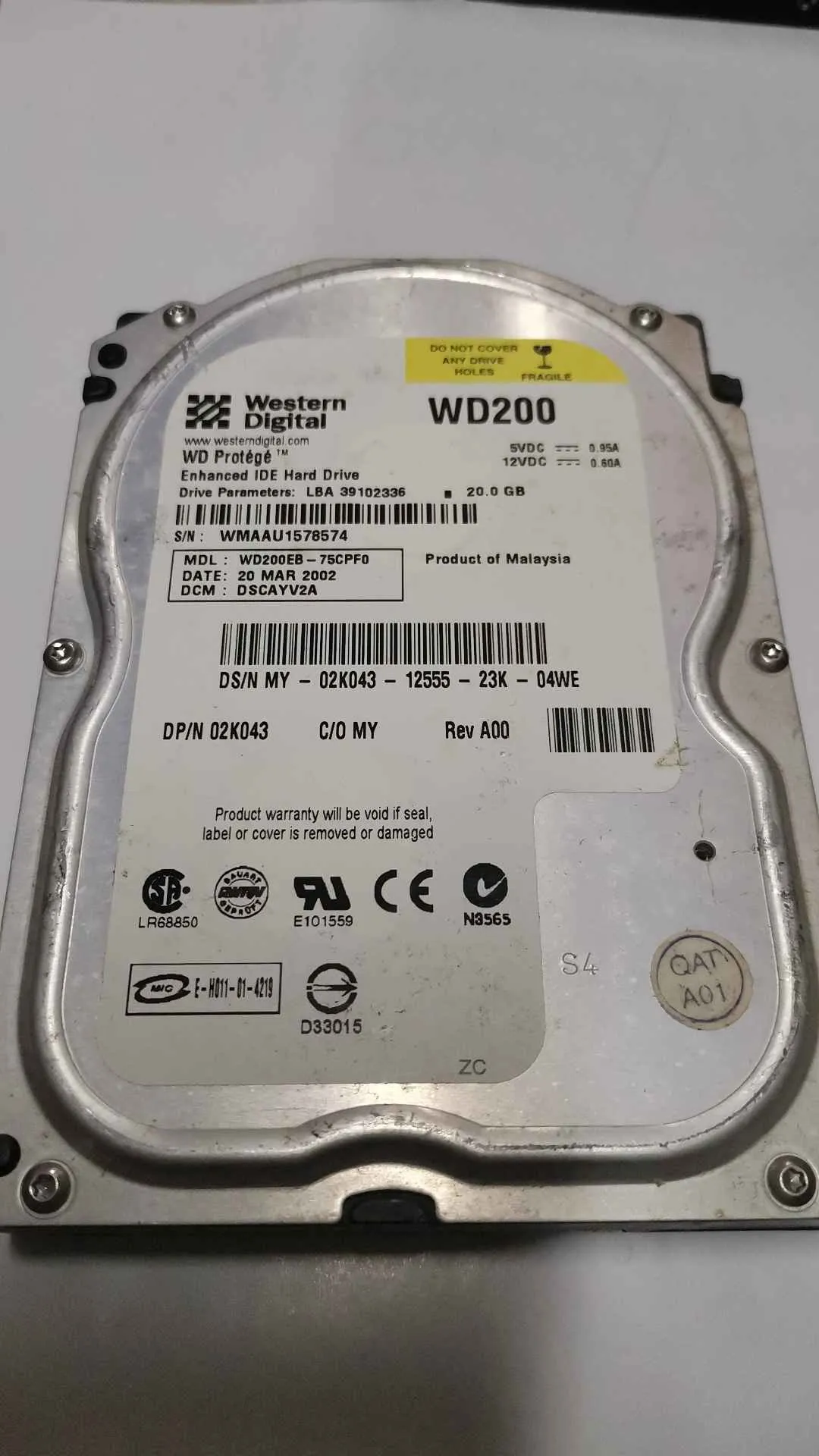 Western Digital WD200EB-75CPF0 S/N WMAAU1578574