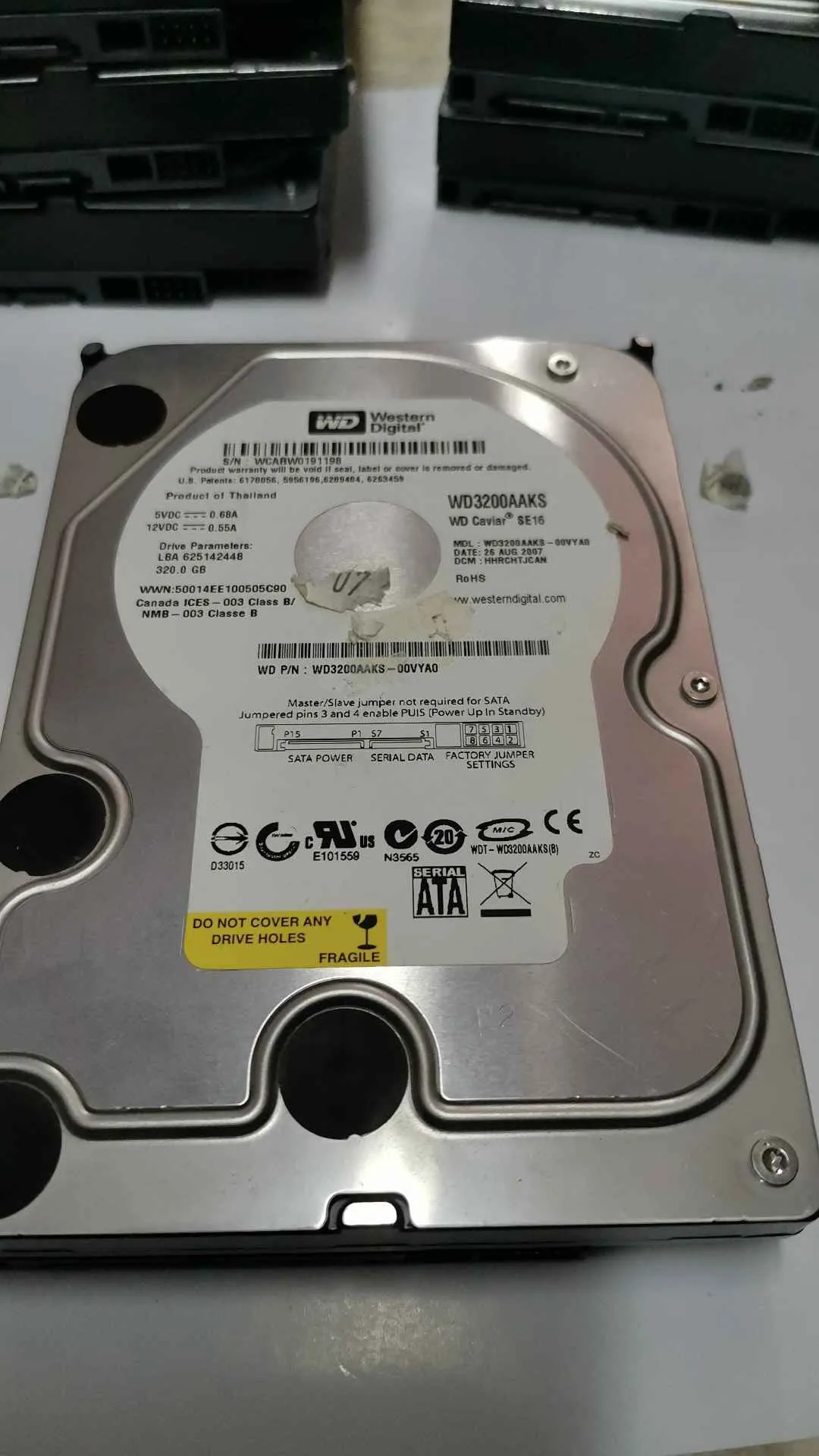 WD3200AAKS-00VYA0