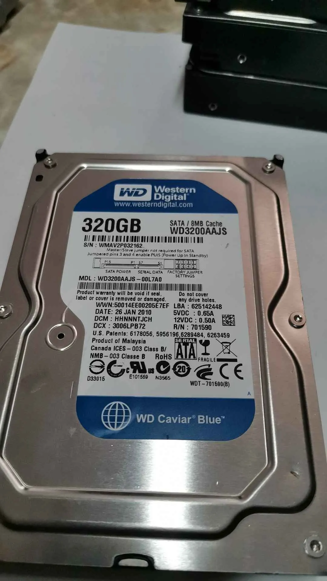 WD3200AAJS-00L7A0