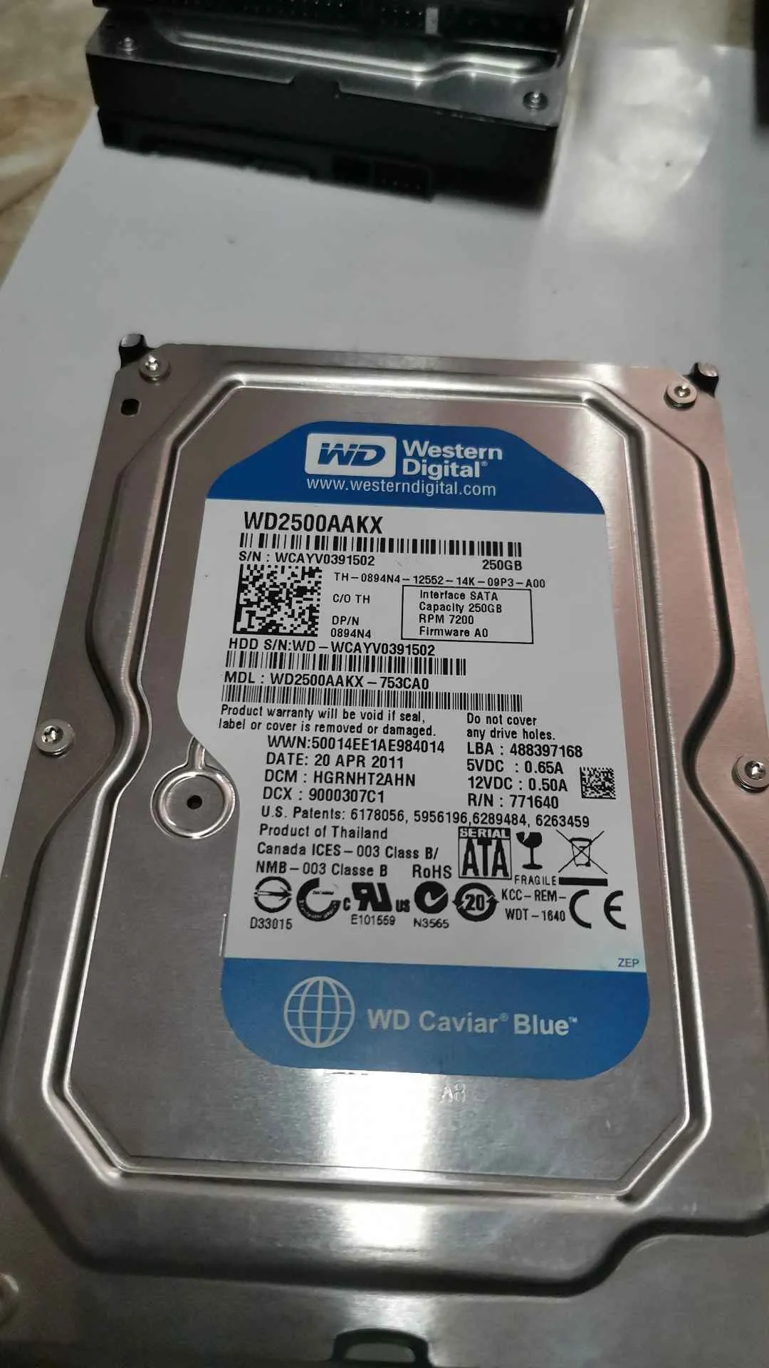 Western Digital WD2500AAKX-753CA0 S/N WCAYV0391502