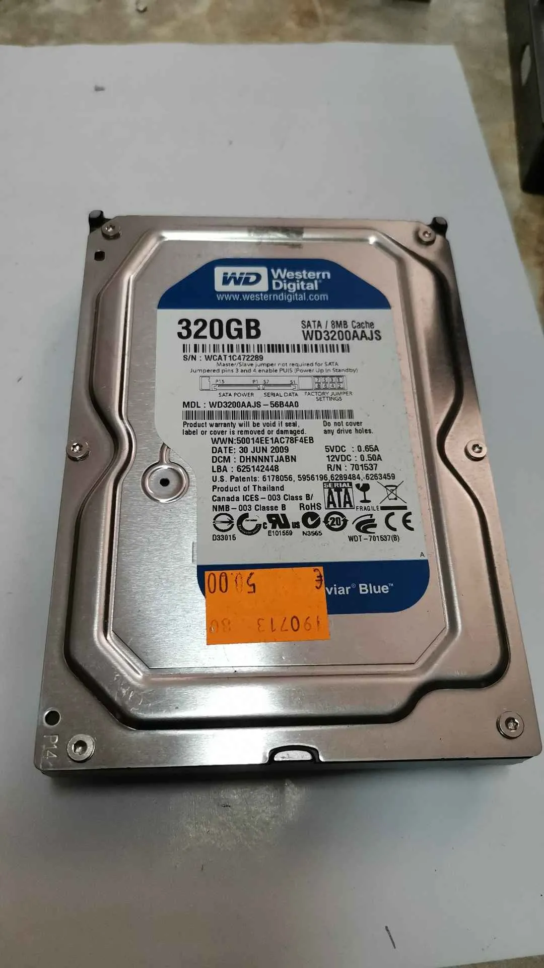 Western Digital WD3200AAJS-56B4A0 S/N WCAT1C472289
