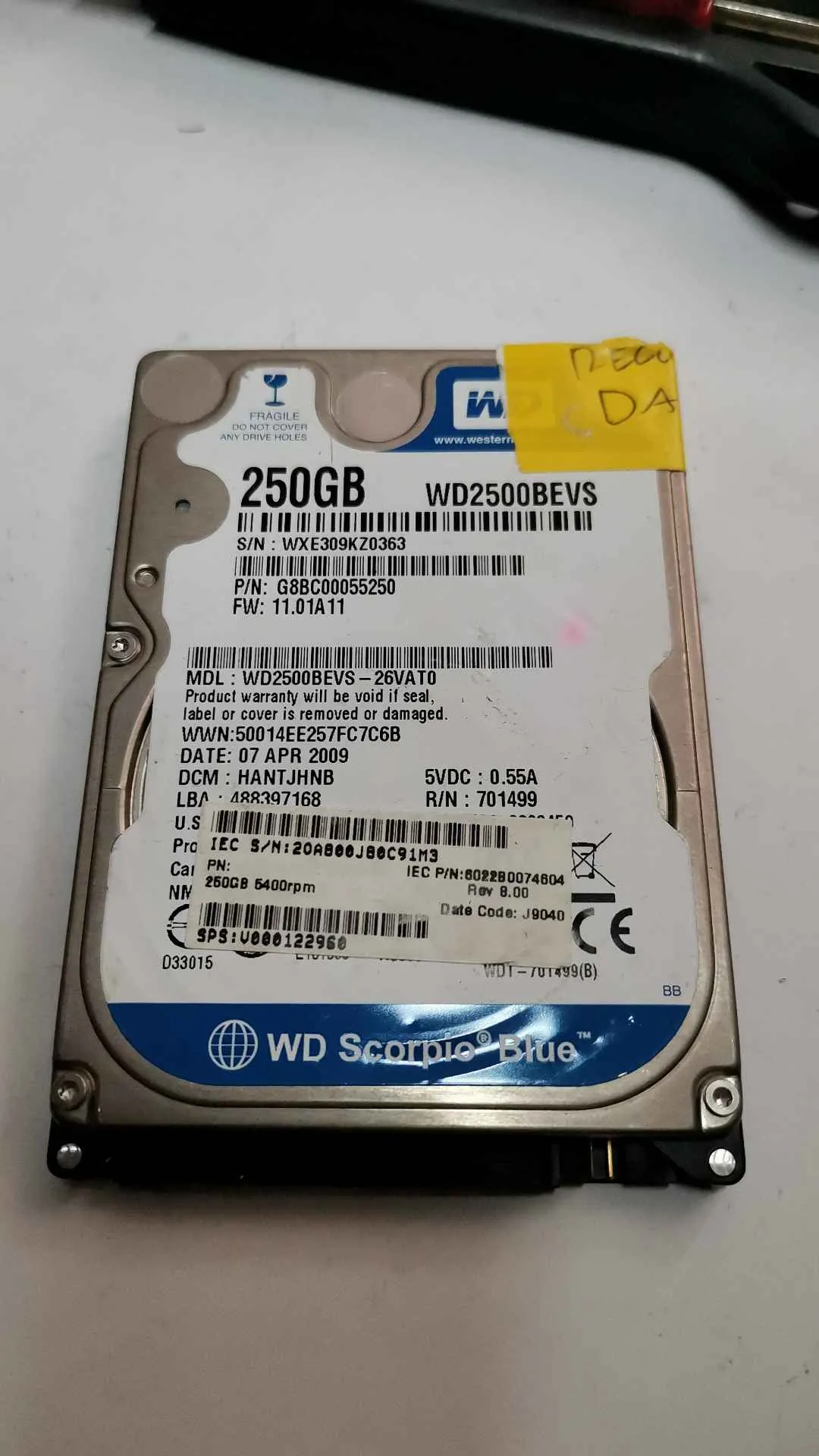 WD2500BEVS-26VAT0