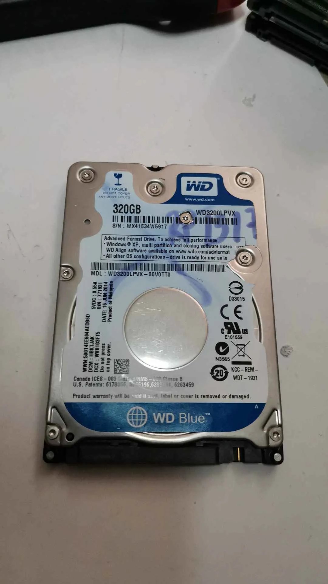 Western Digital WD3200LPVX-00V0TT0 S/N WX41E34W5917