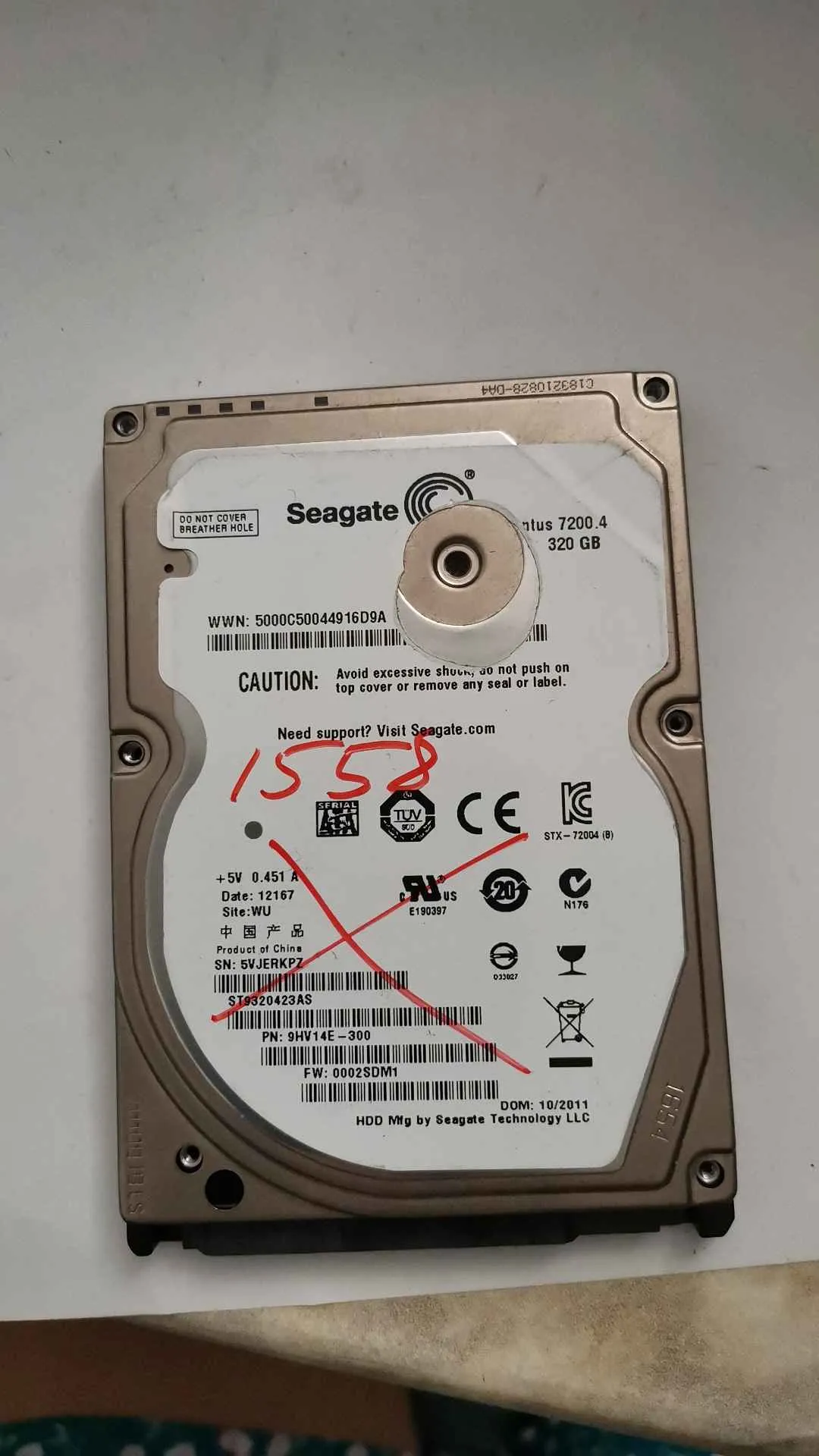 Seagate ST9320423AS S/N 5VJERKPZ