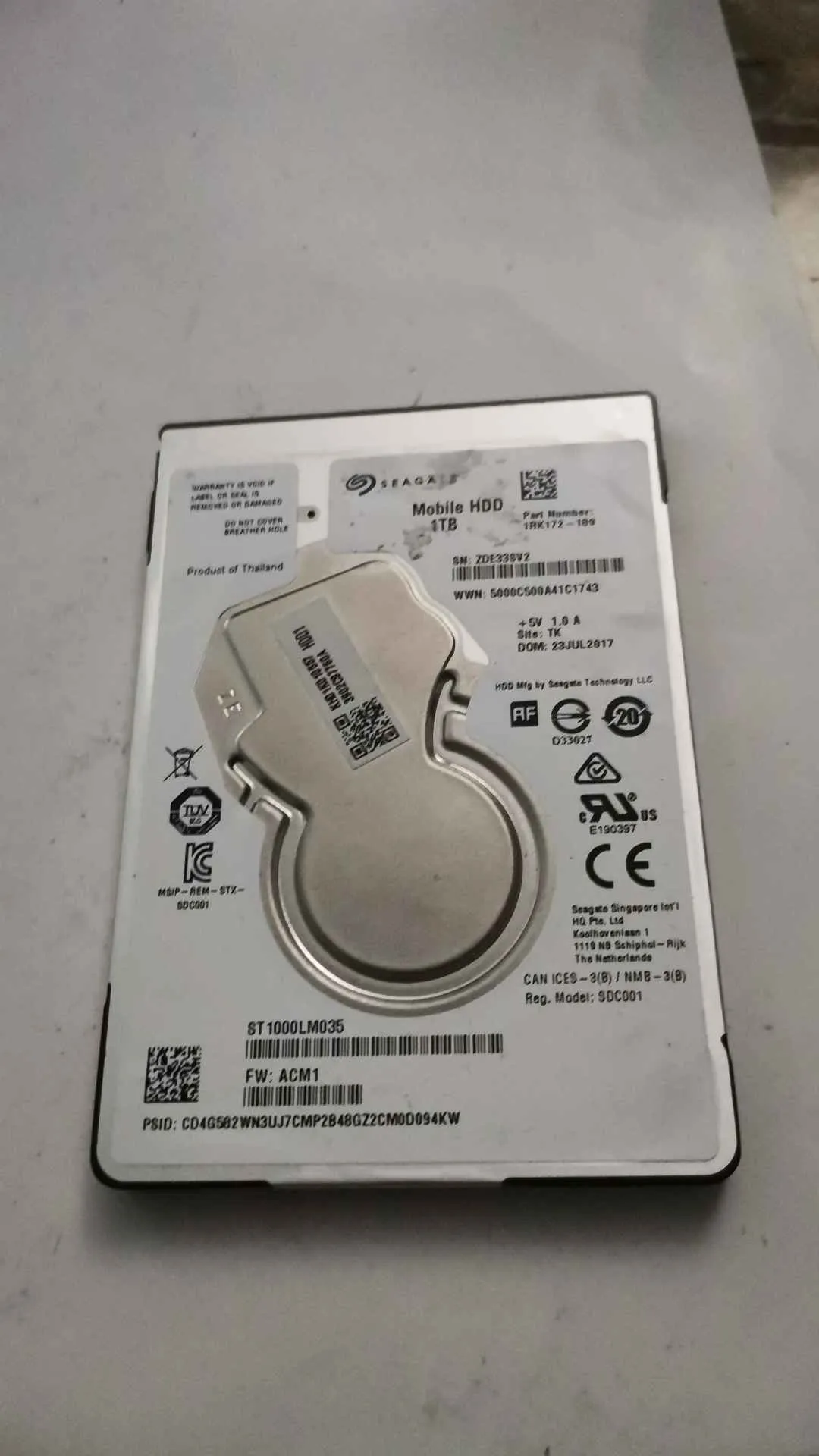 Seagate ST1000LM035 S/N ZDE33SV2