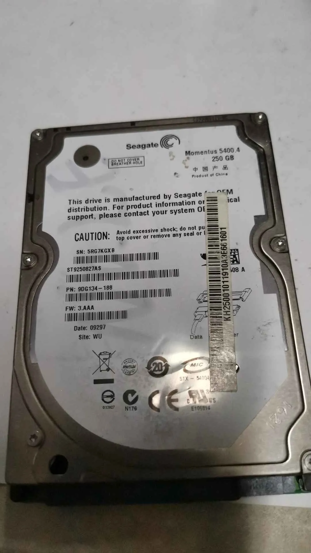 ST9250827AS