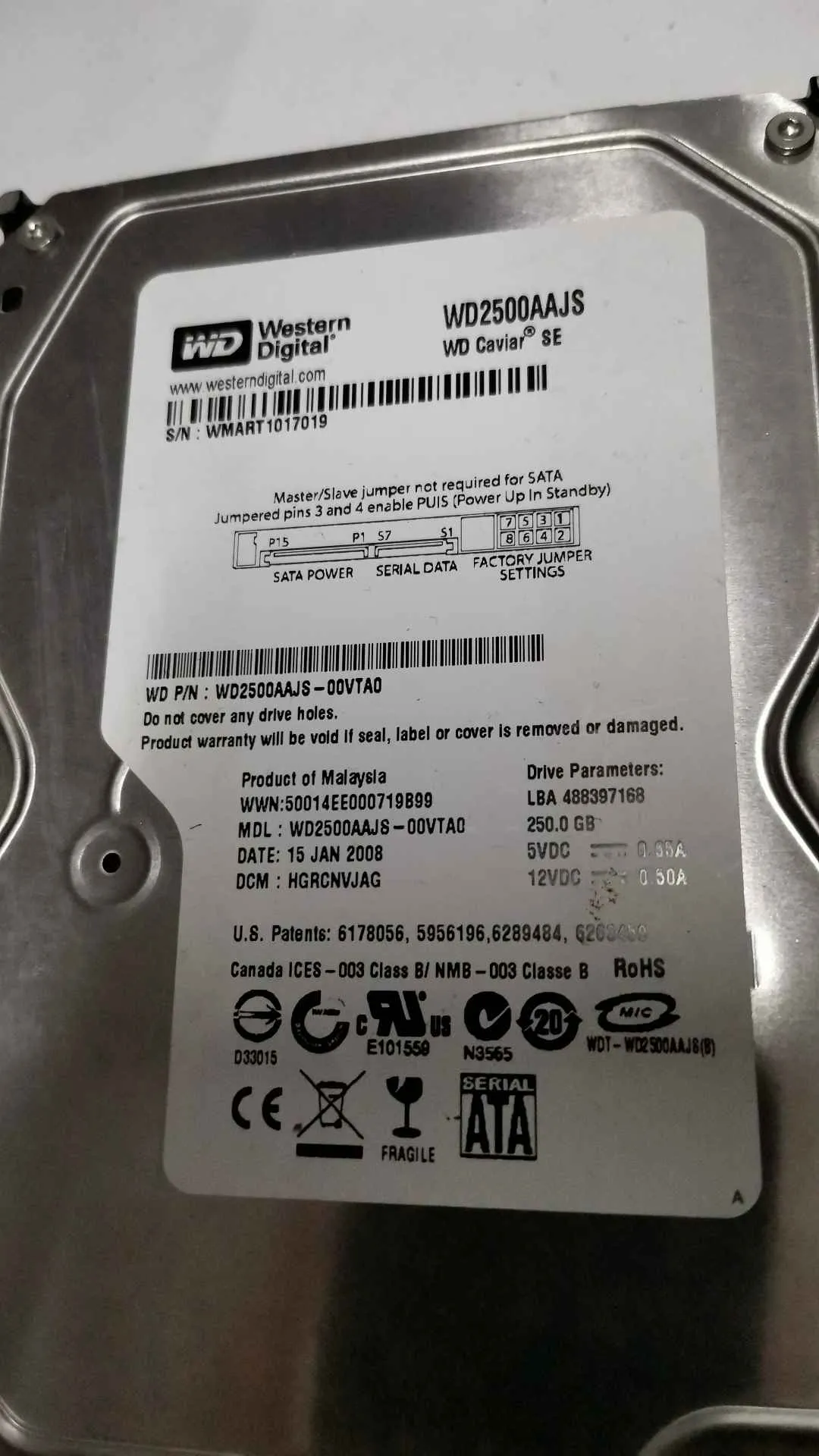Western Digital WD2500AAJS-00VTA0 S/N WMART1017019