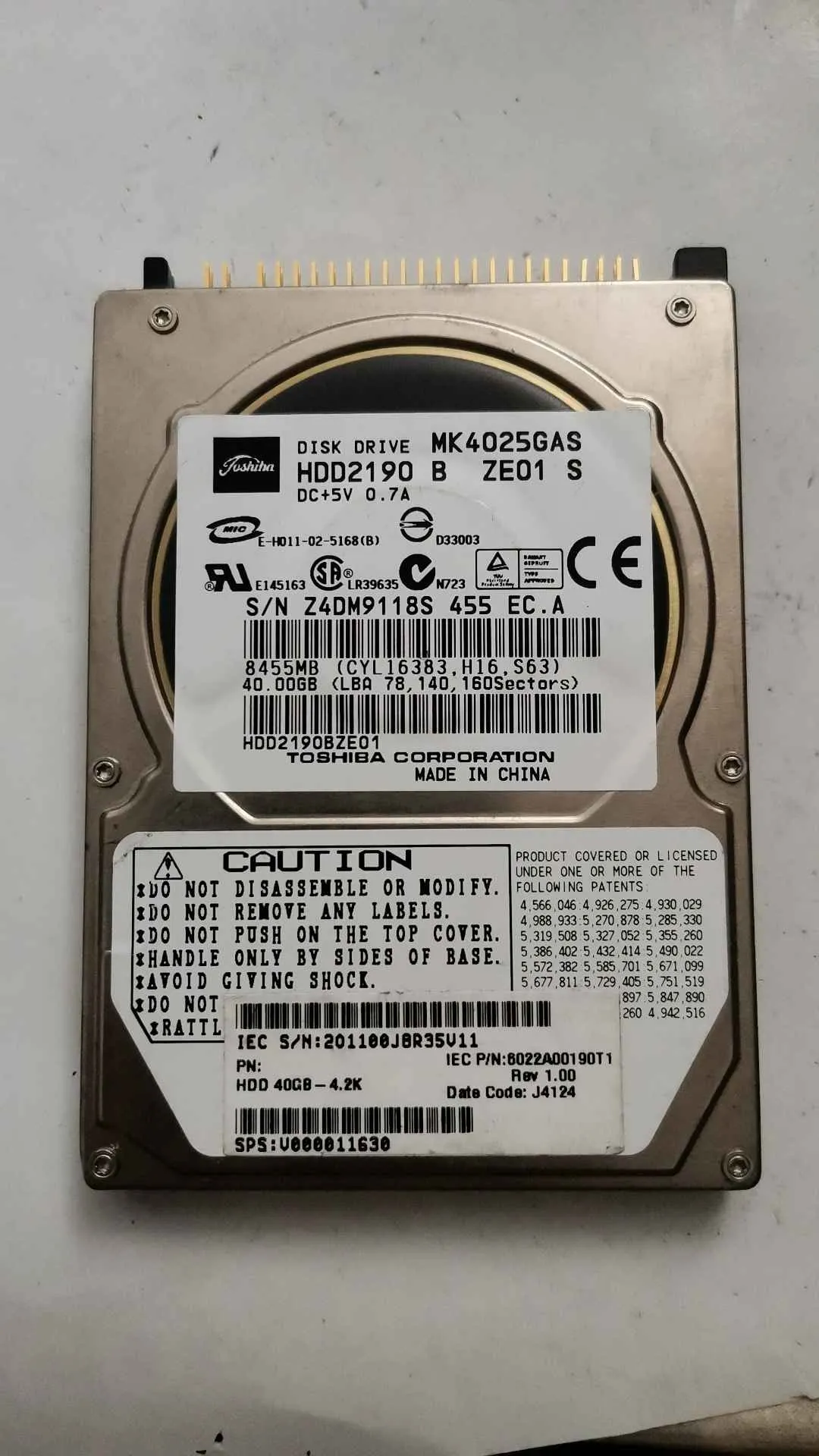 Toshiba MK4025GAS S/N Z4DM9118S455