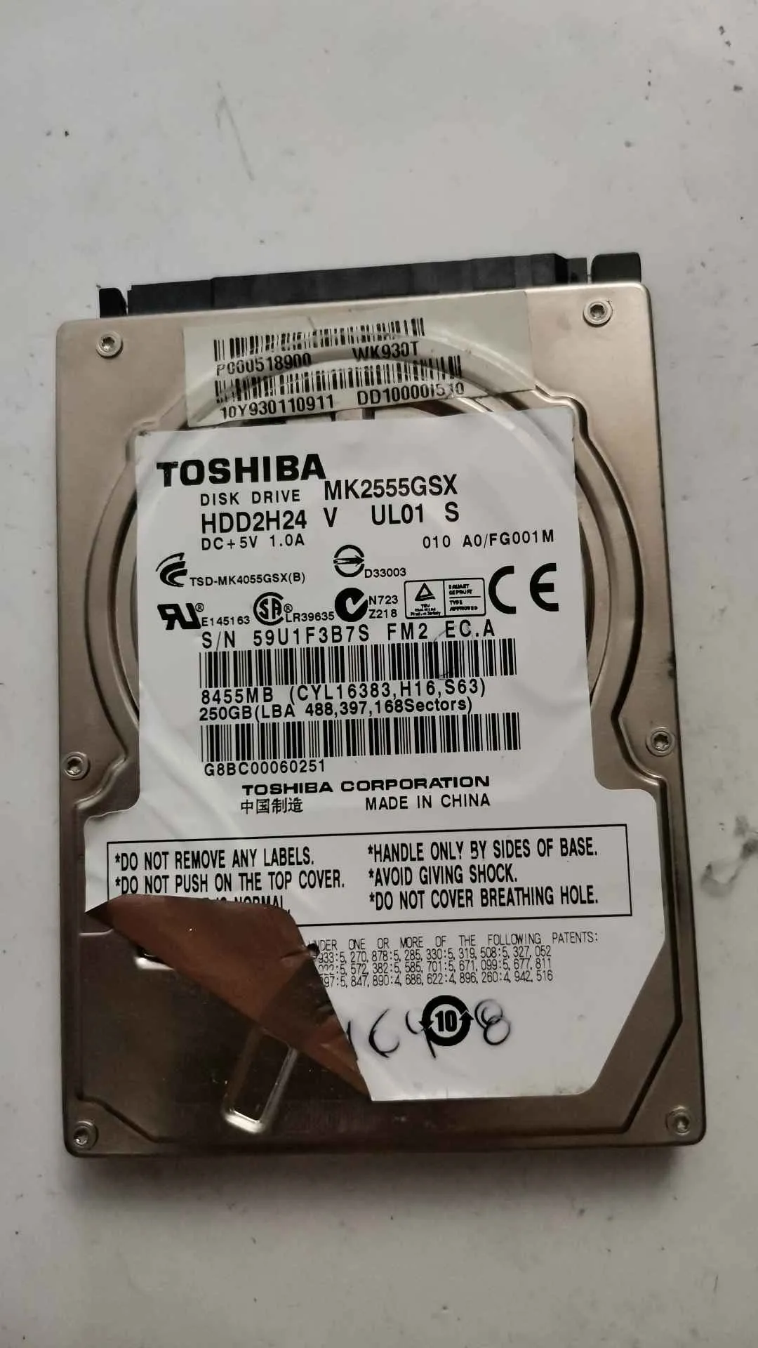 Toshiba MK2555GSX S/N 59U1F3B7SFM2