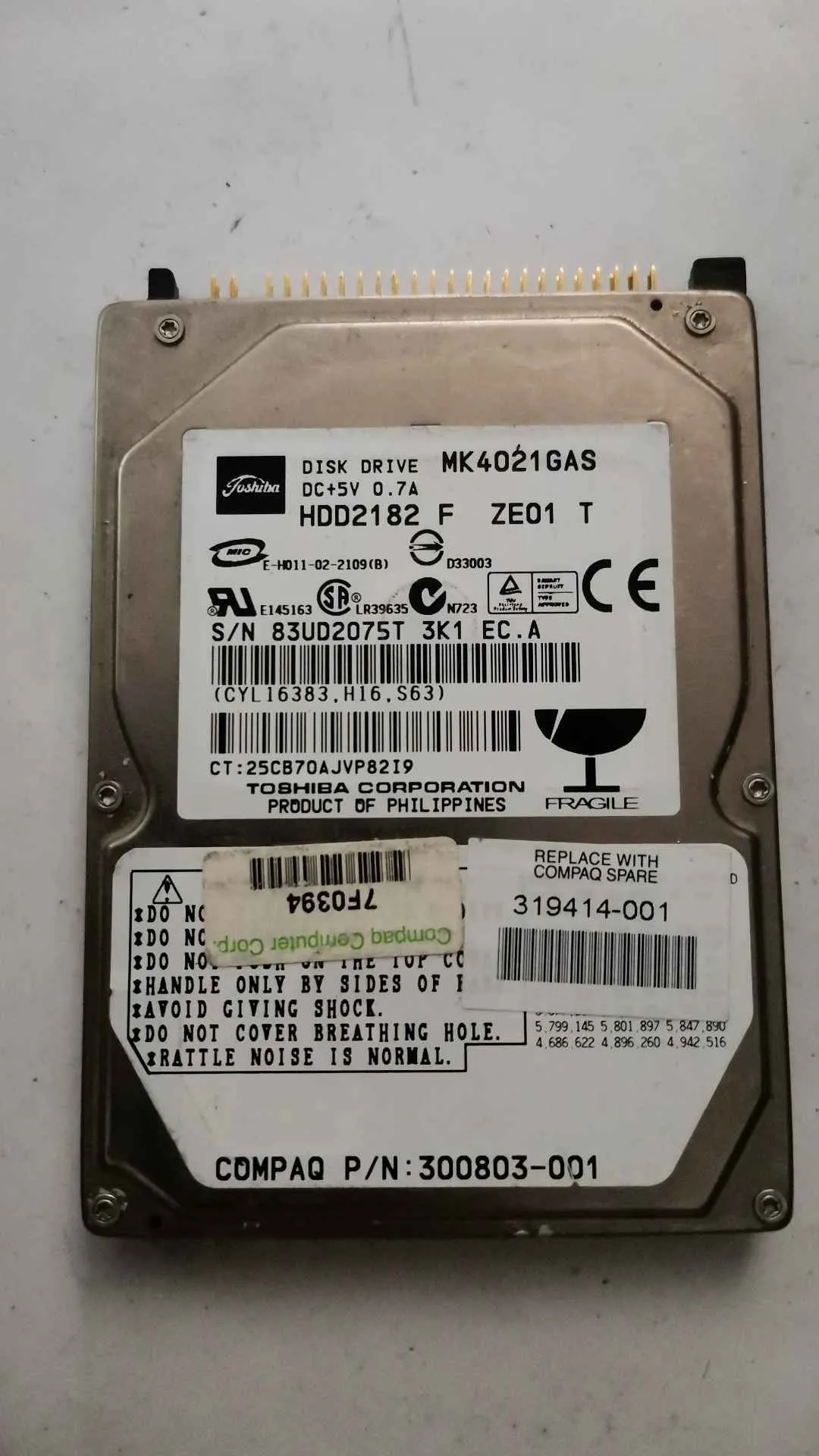 Toshiba MK4021GAS S/N 83UD2075T3K1