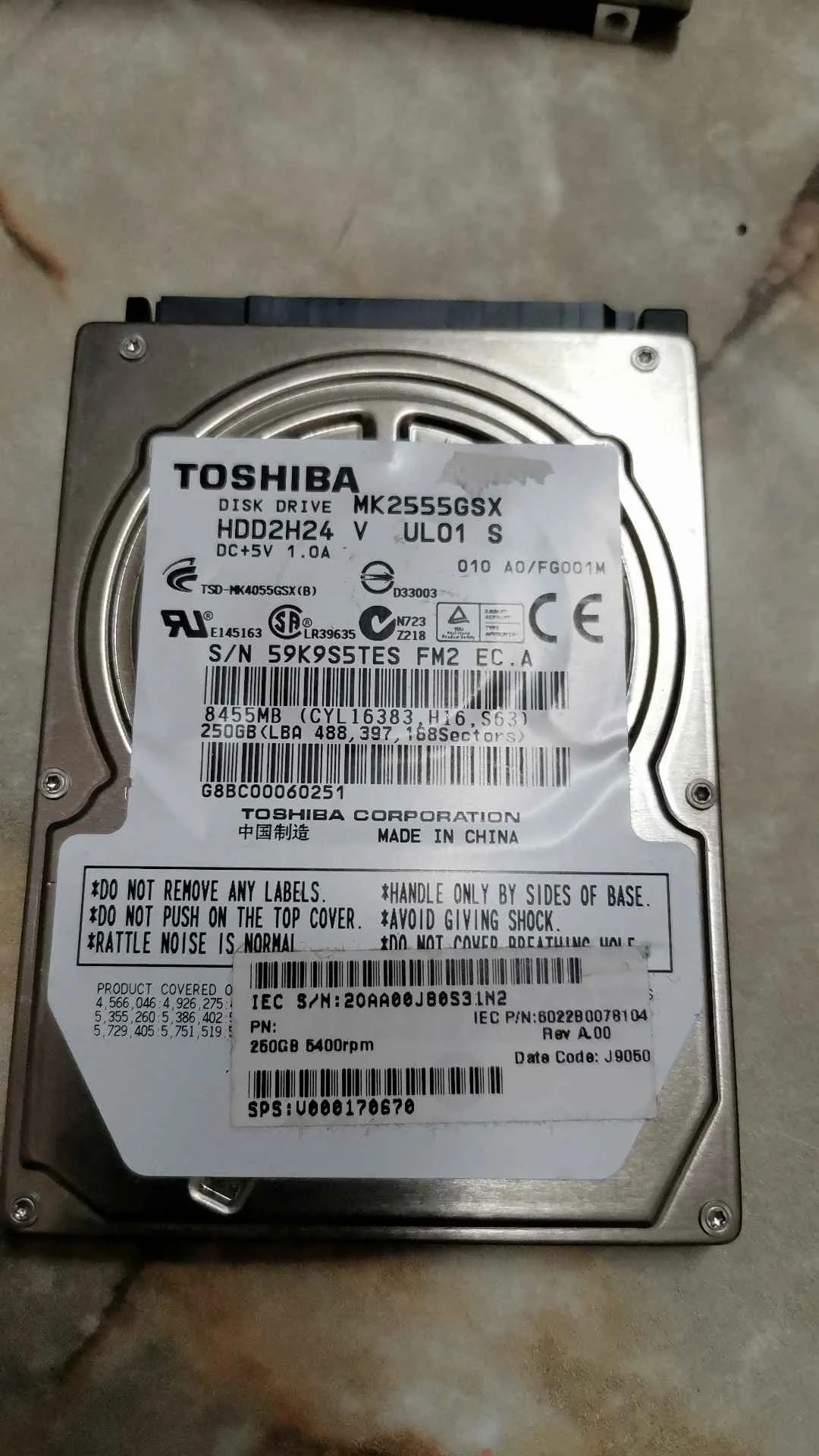 Toshiba MK2555GSX S/N 59K9S5TESFM2