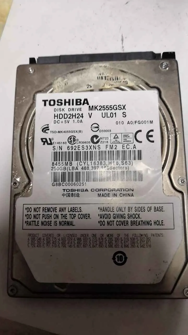 Toshiba MK2555GSX S/N 692ES3XNSFM2
