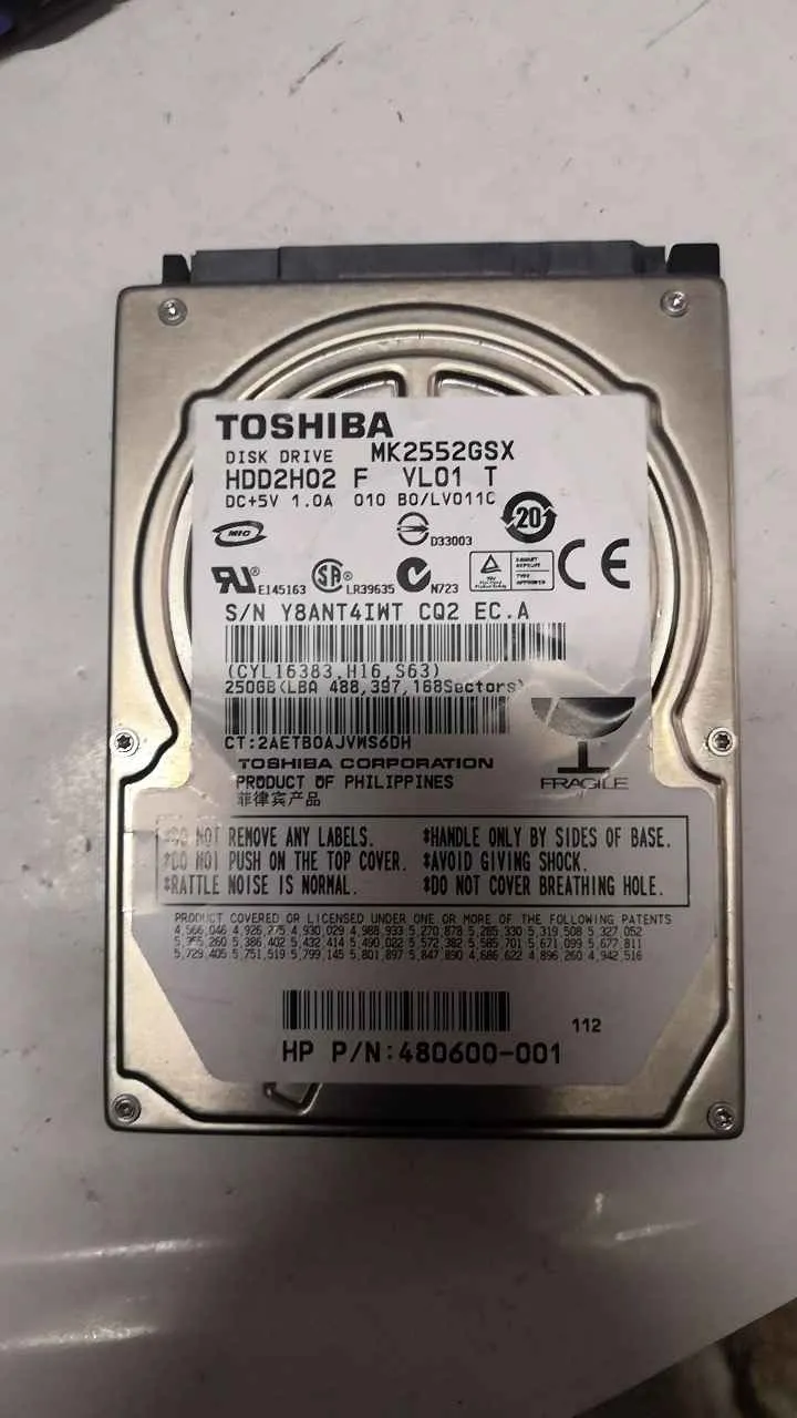 Toshiba MK2552GSX S/N Y8ANT4IWTCQ2