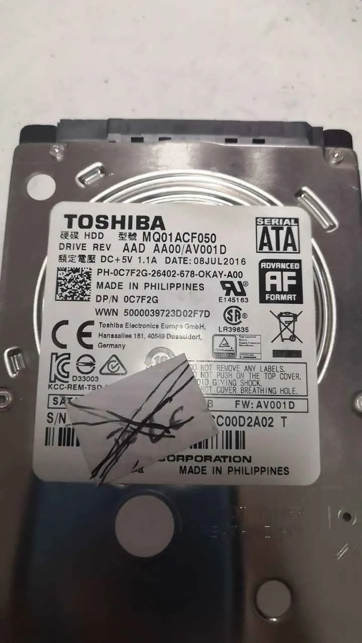 Toshiba MQ01ACF050 S/N 768lcdoltgud