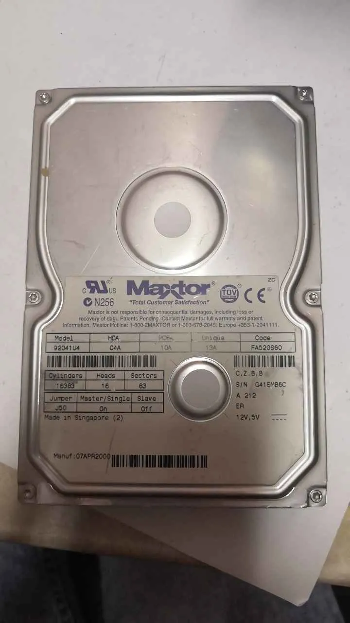 Maxtor 92041U4 S/N G41EMB6C