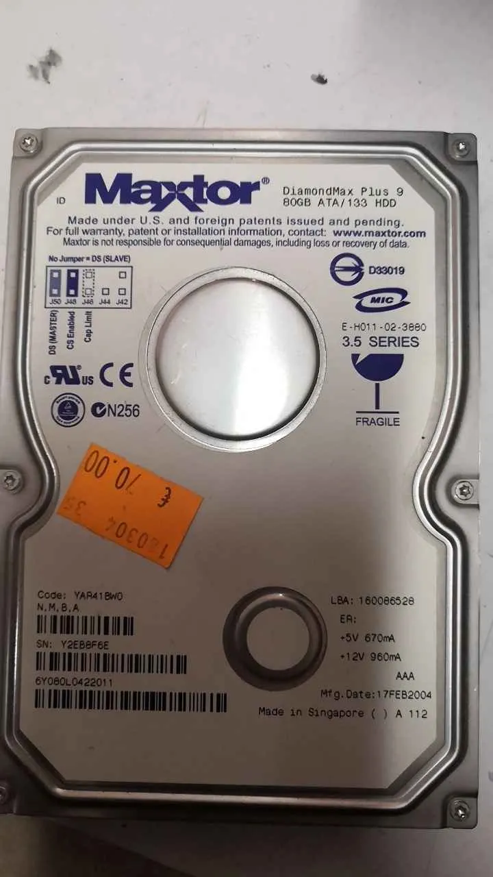 Maxtor DIAMOND MAX PLUS9 80GB S/N Y2EB8F6E