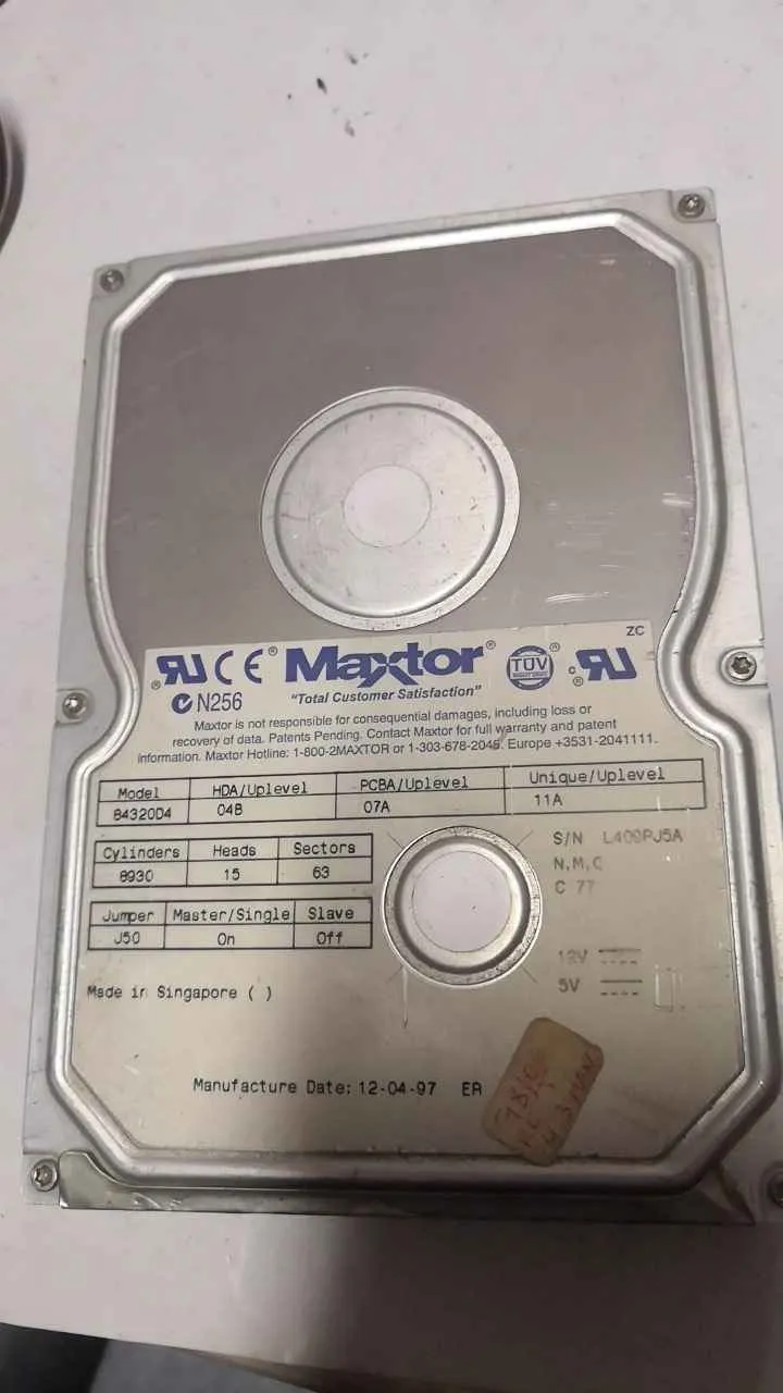 Maxtor 84320D4 S/N L409PJ5A