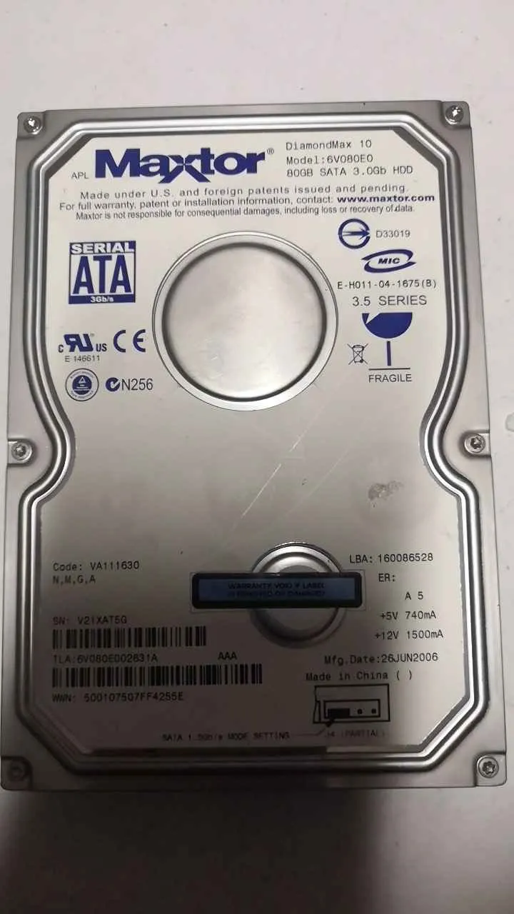 Maxtor 6V080E0 S/N V21XAT5G