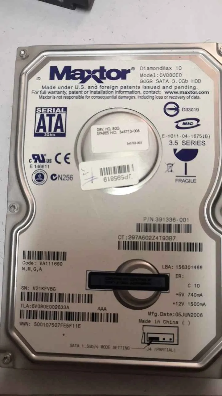 Maxtor 6V080E0 S/N V21KFVBG