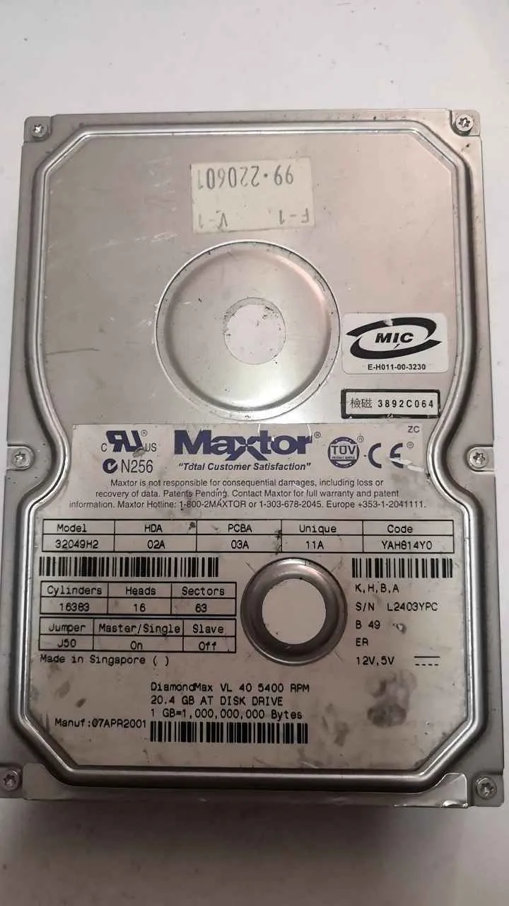 Maxtor 32049H2 S/N YAH814Y0