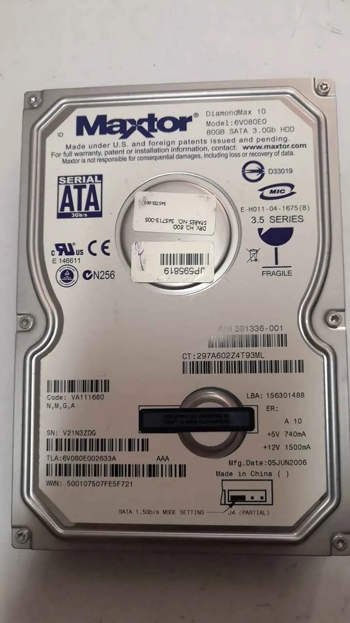 Maxtor 6V080E0 S/N V21N3ZDG