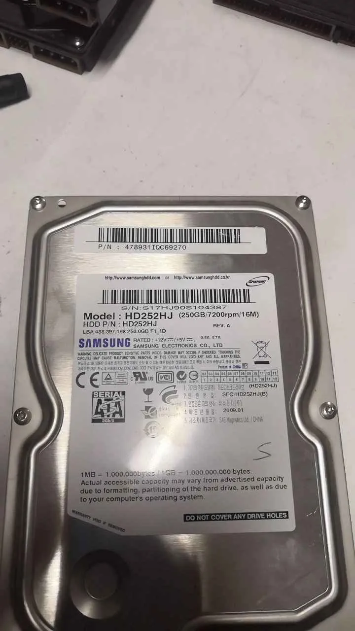 Samsung HD252HJ S/N S17HJ90S104387