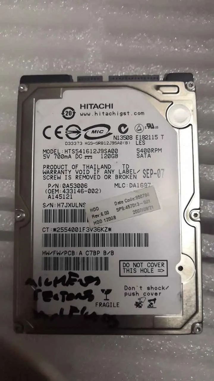 Hitachi HTS541612J9SA00 S/N H7JXULNS