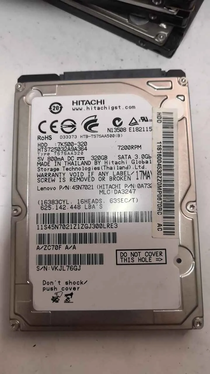 HTS725032A9A364