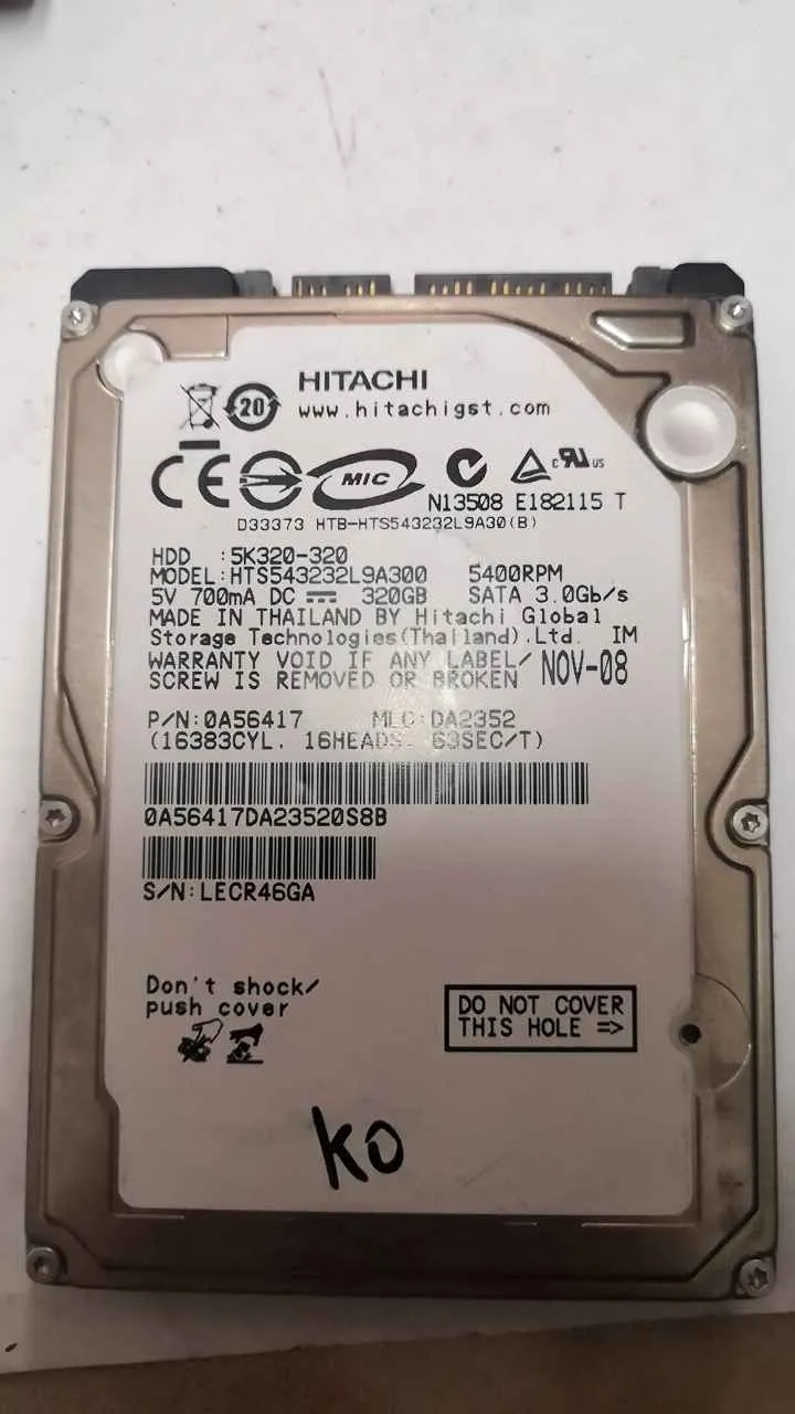 Hitachi HTS543232L9A300 S/N LECR46GA