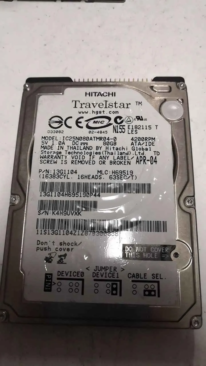 Fotografia dador IBM IC25N080ATMR04-0 SN K4H9UVXK