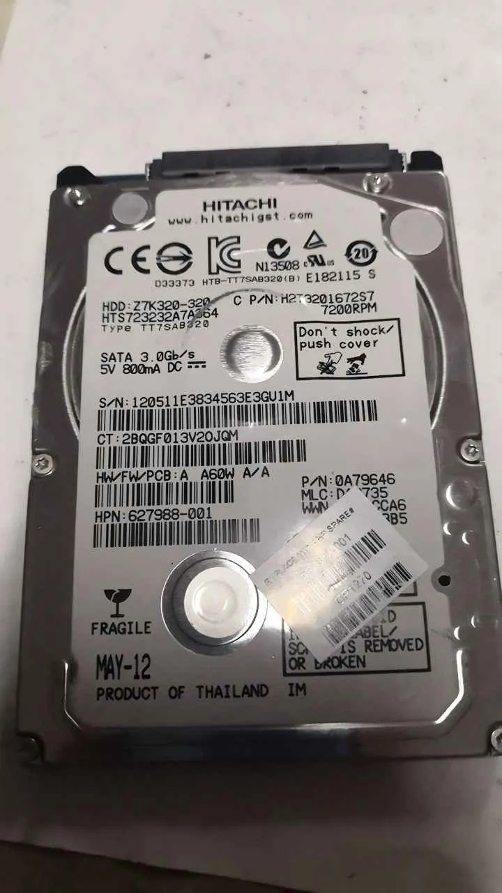 Hitachi HTS723232A864 S/N 120511E3834563E3GU1M