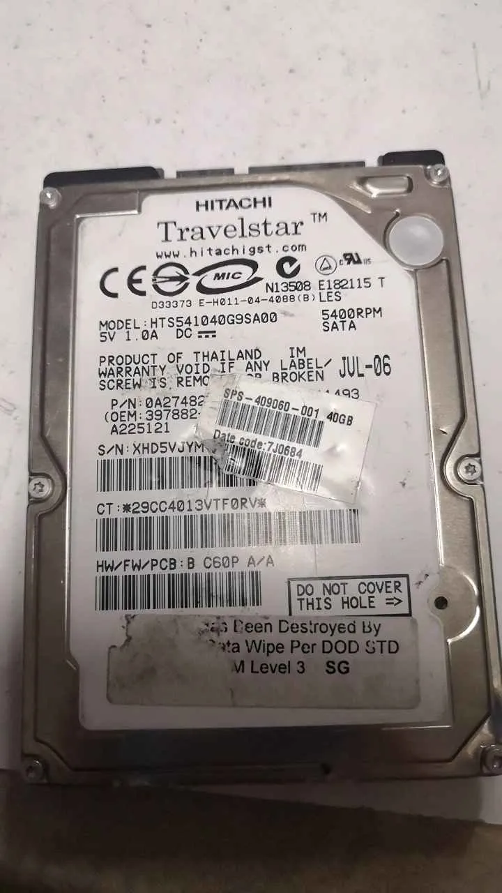 Hitachi HTS541040G9SAD0 S/N XHD5VJYJ0684