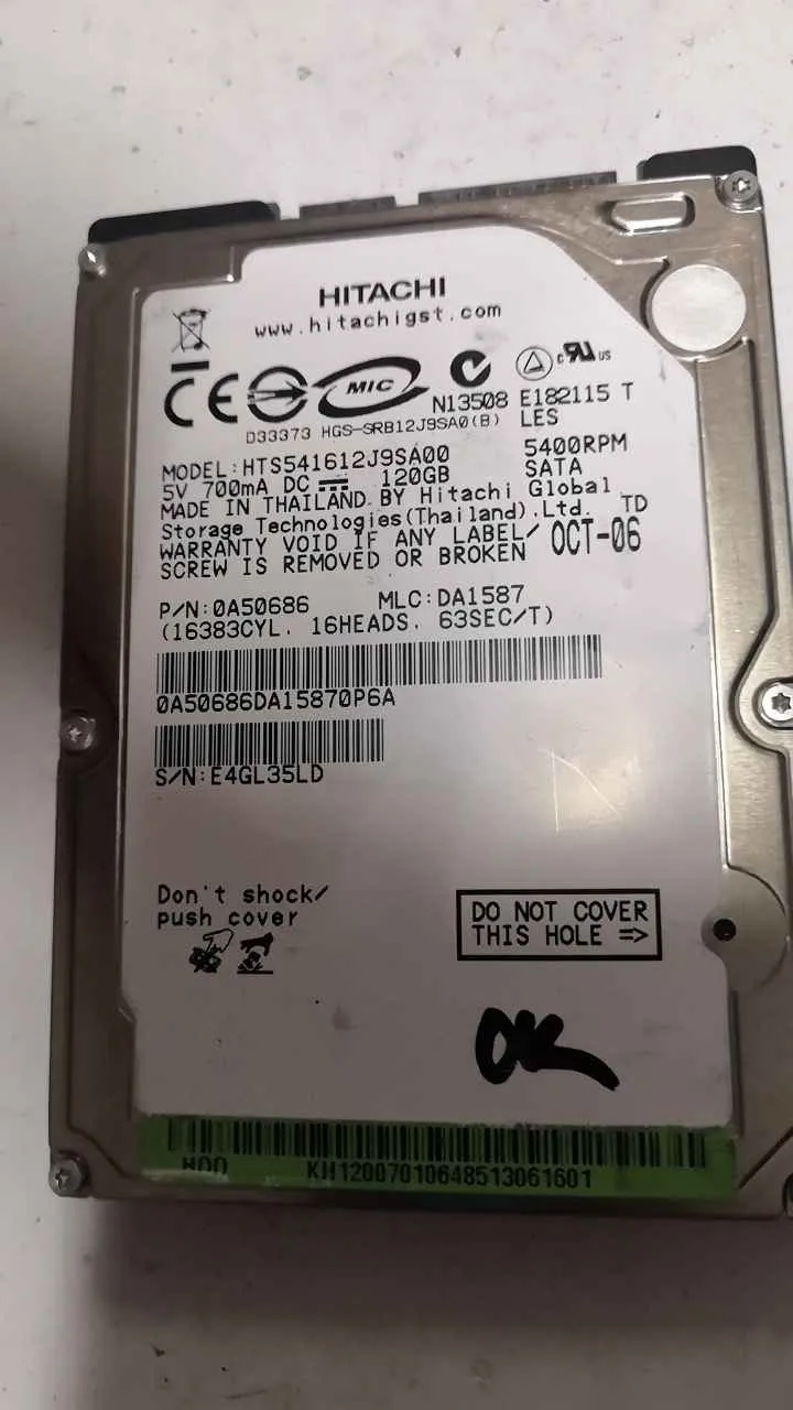 Hitachi HTS542612J9SA00 S/N E4GL35LD