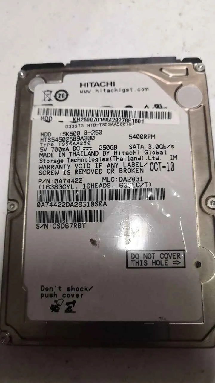 Hitachi HTS545025B9A300 S/N CSD67RBT