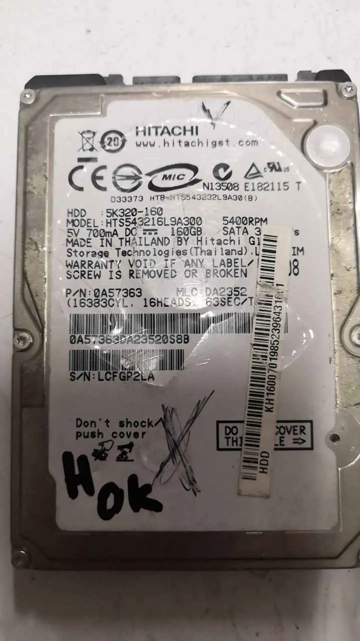 Hitachi HTA543216L9A300 S/N LCFGP2LA